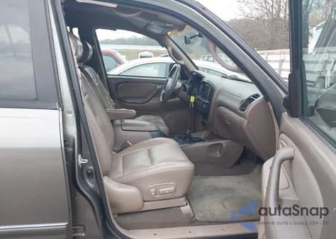 2004 Toyota Sequoia Sr5 V8 from USA, damaged, VIN 5TDBT44A44S206189